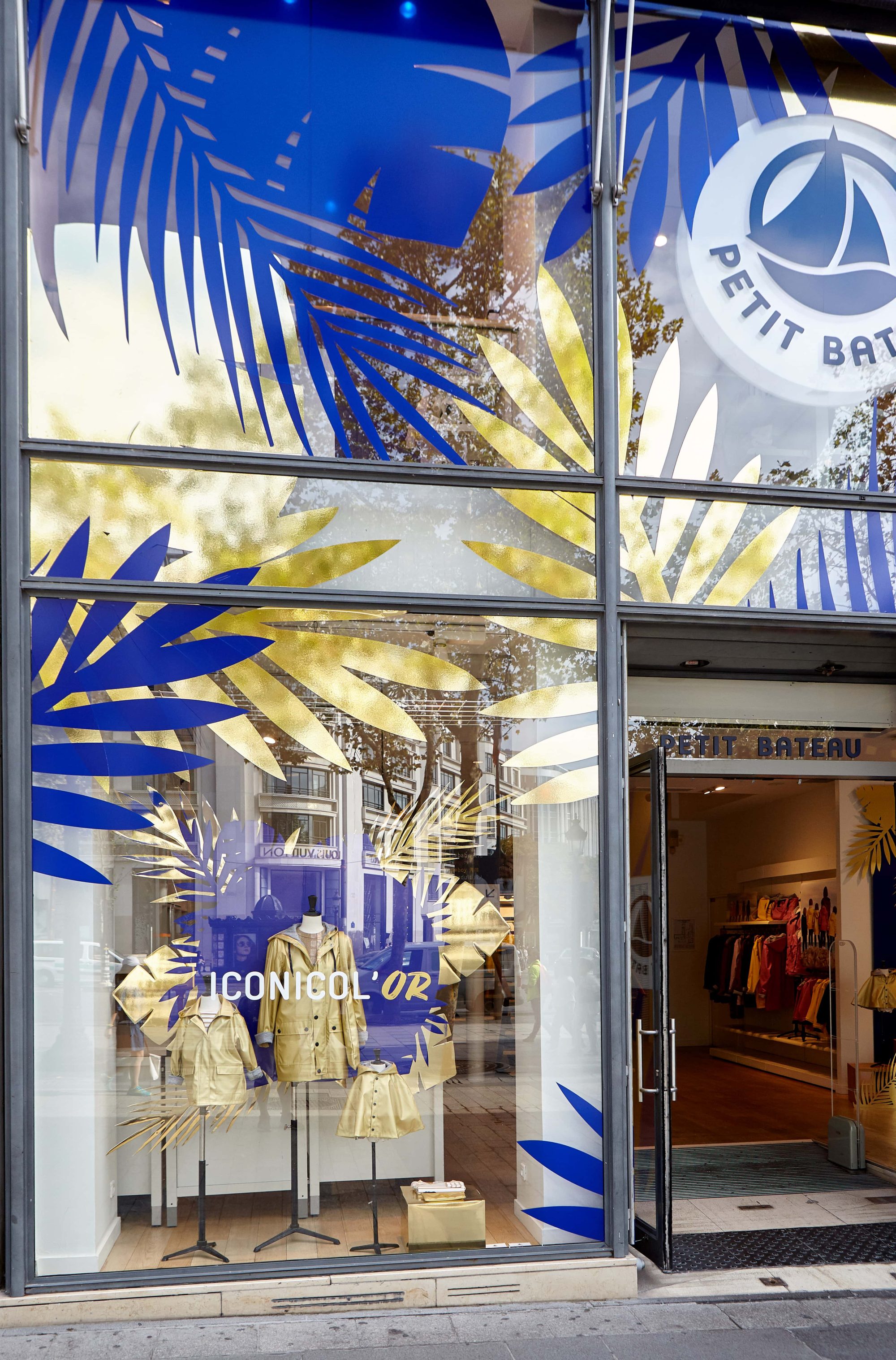 Lucieconan-Vitrine-Graphisme-Paris-Retail-PetitBateau-Iconicolor-10