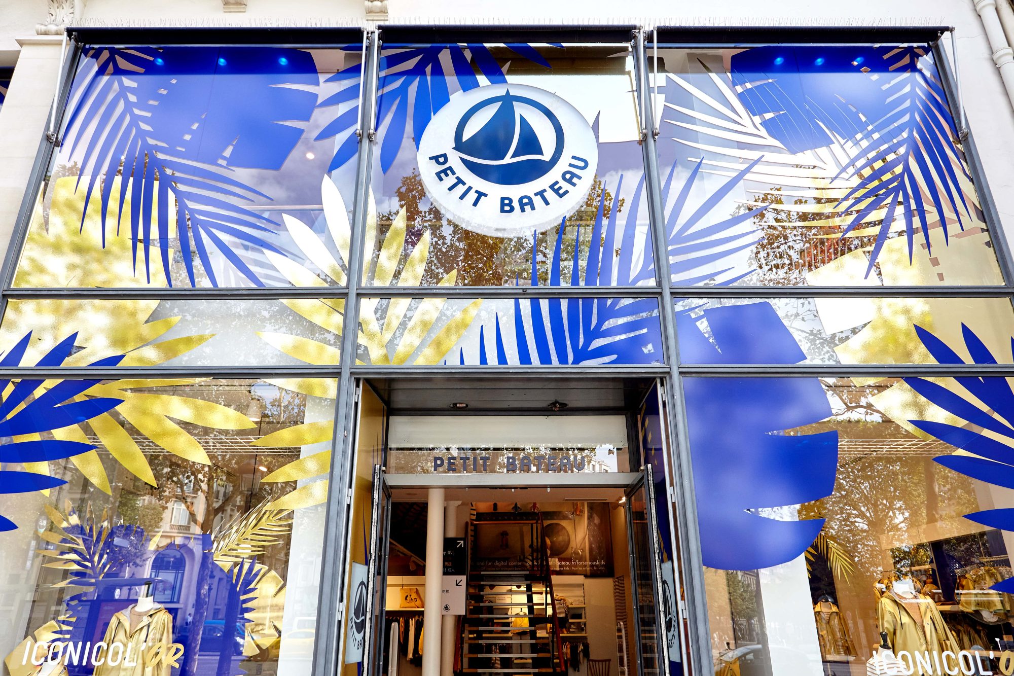 Lucieconan-Vitrine-Graphisme-Paris-Retail-PetitBateau-Iconicolor-11