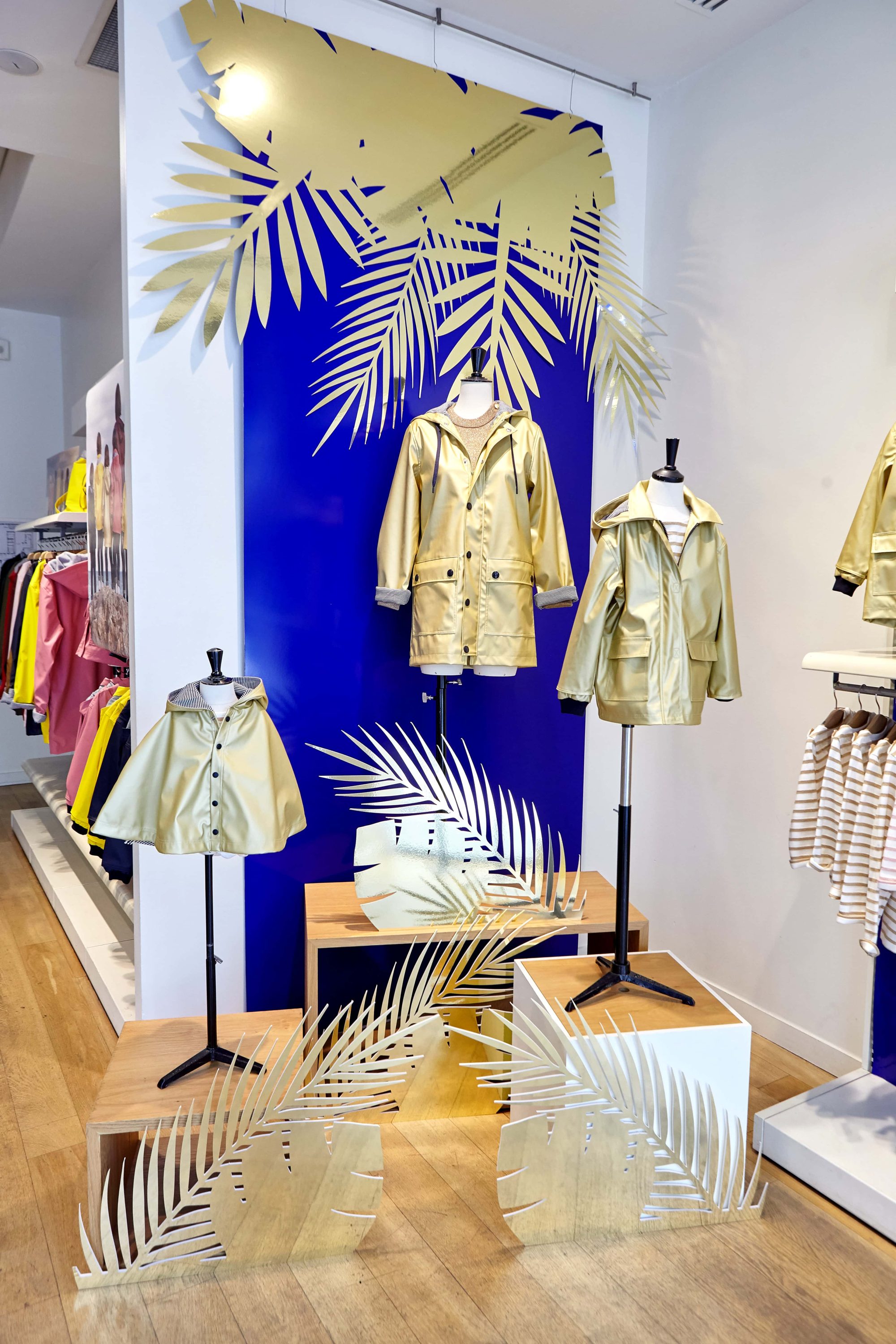 Lucieconan-Vitrine-Graphisme-Paris-Retail-PetitBateau-Iconicolor-14
