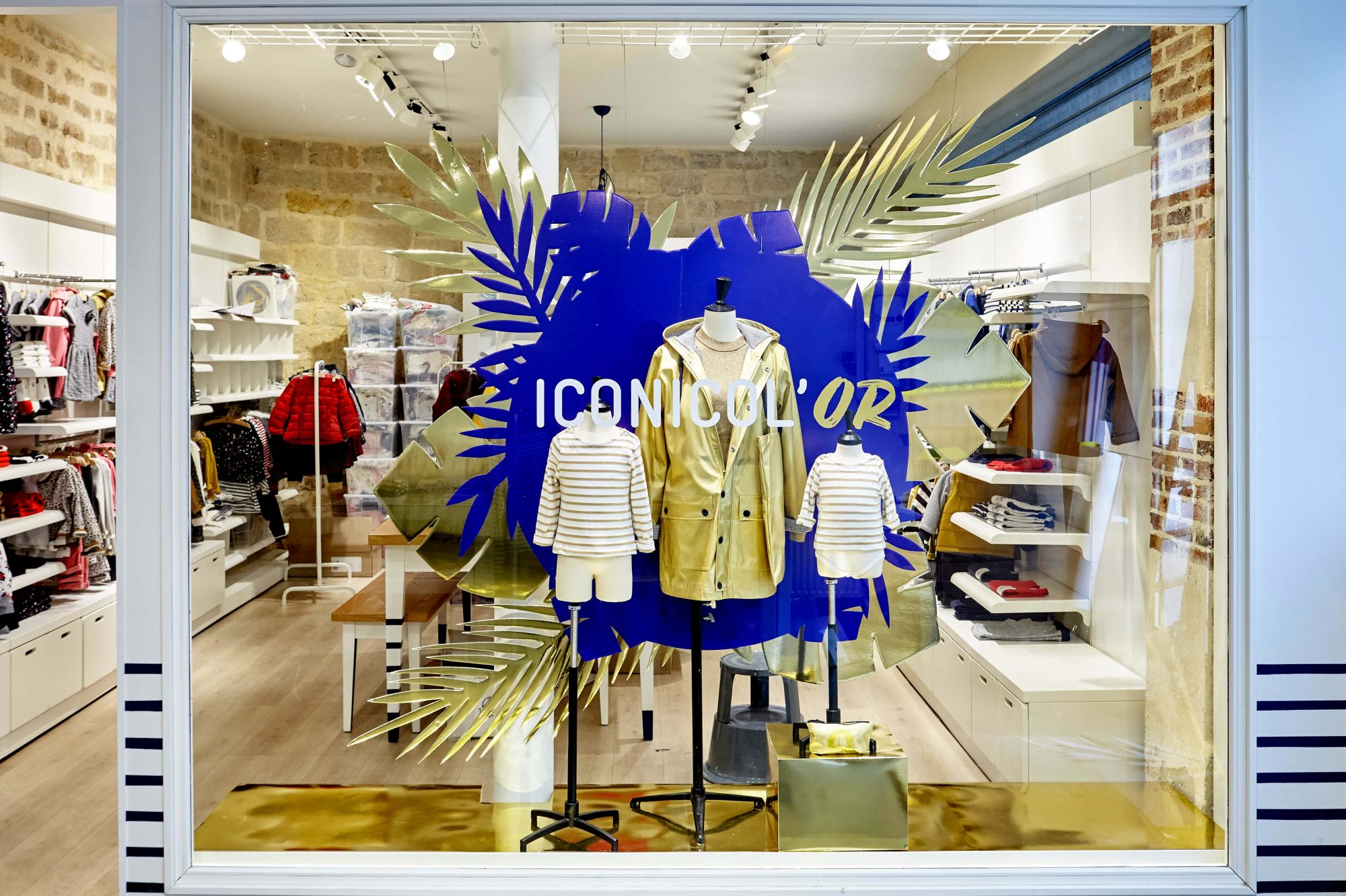 Lucieconan-Vitrine-Graphisme-Paris-Retail-PetitBateau-Iconicolor-4