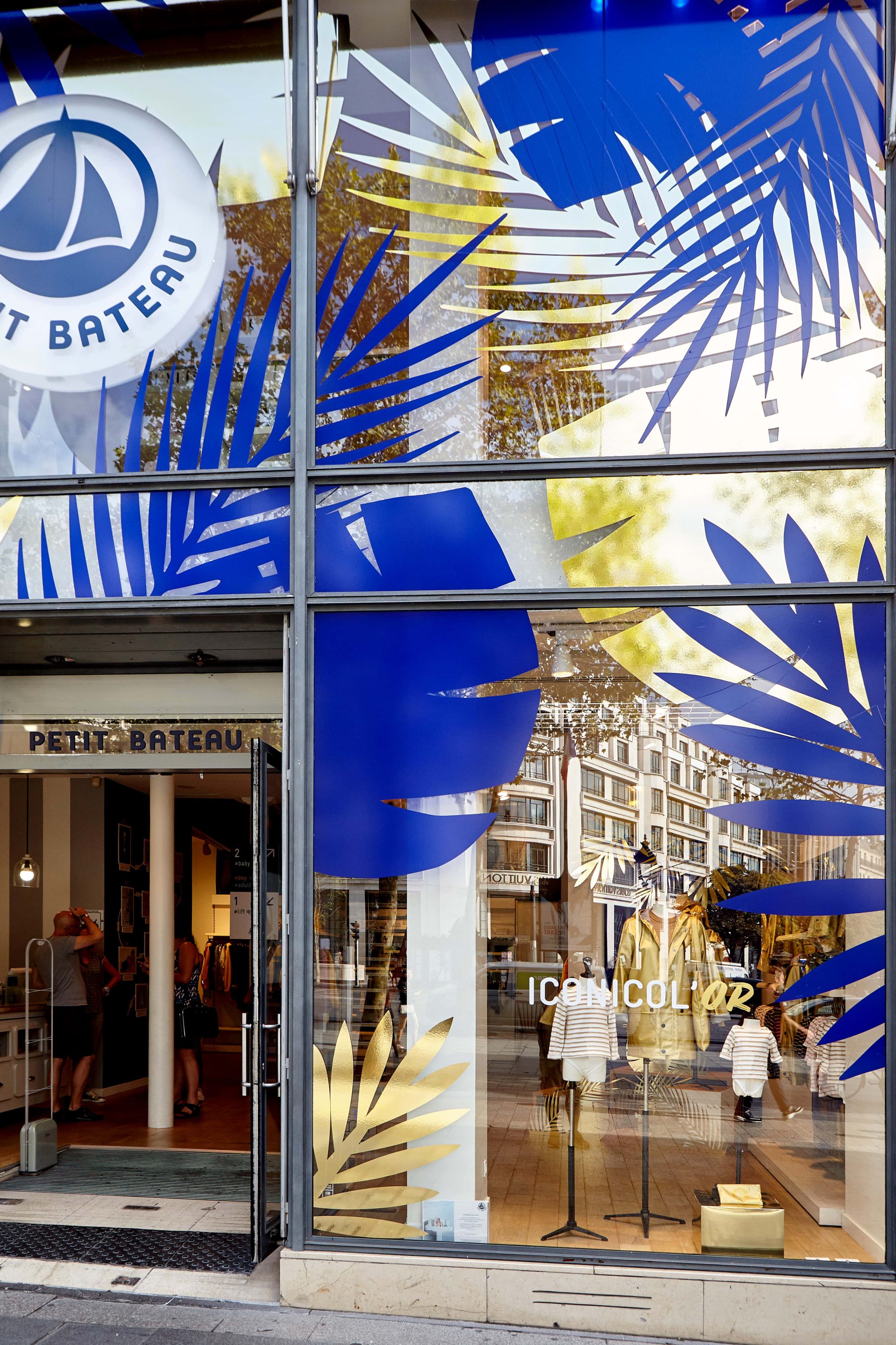 Lucieconan-Vitrine-Graphisme-Paris-Retail-PetitBateau-Iconicolor-7