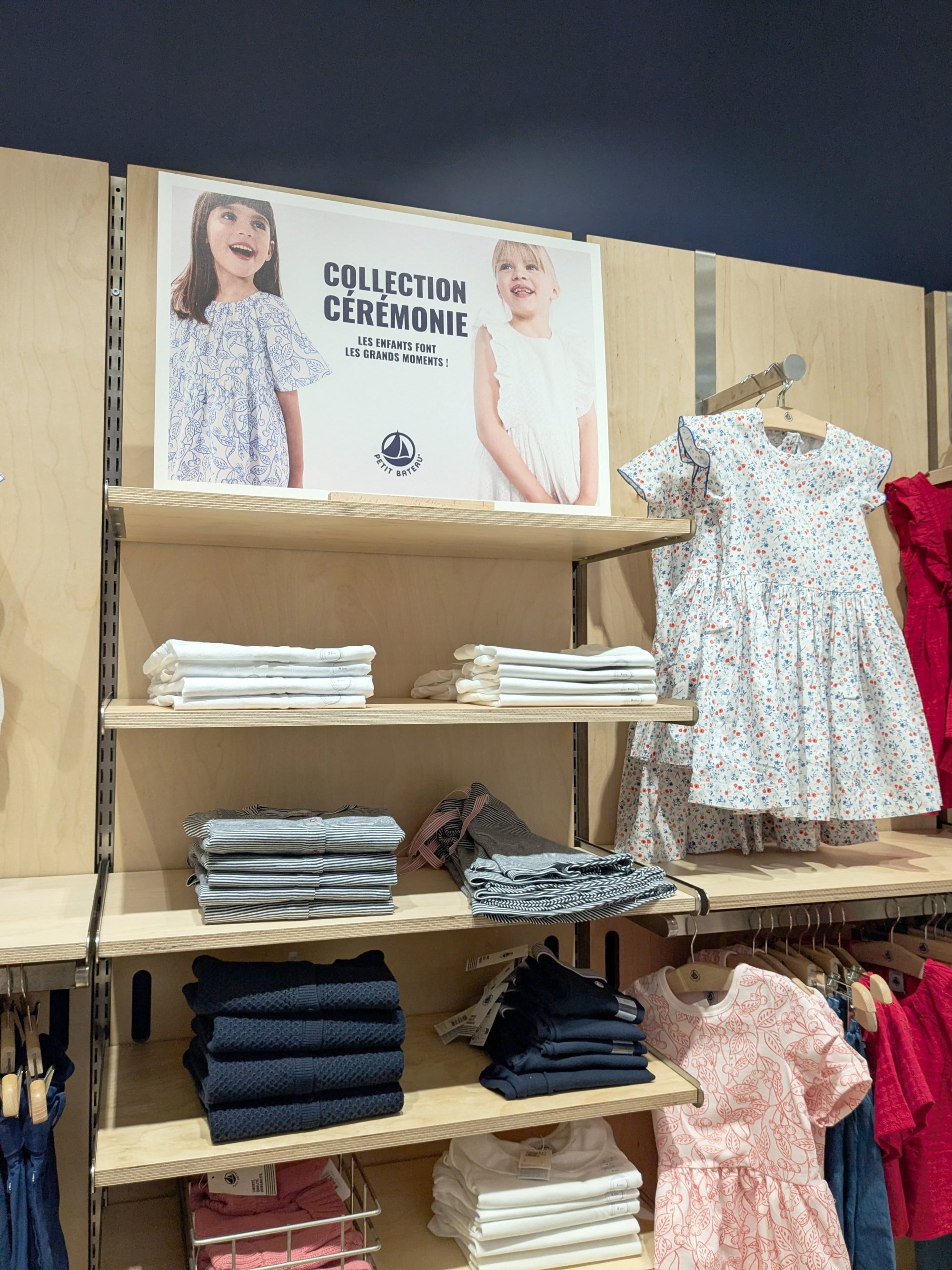 Petitbateau-vitrine-Lucieconan-Graphisme-Paris-10b