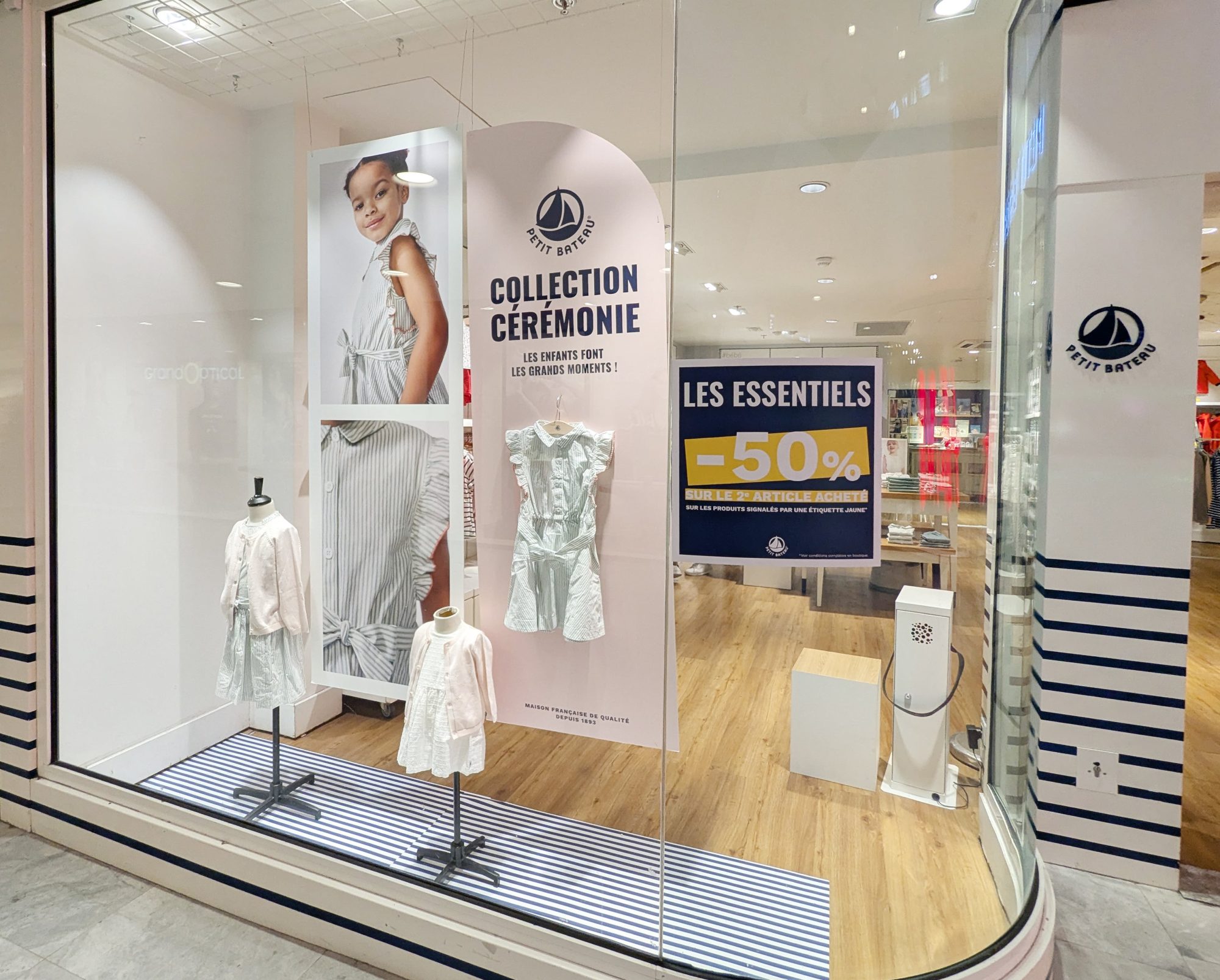 Petitbateau-vitrine-Lucieconan-Graphisme-Paris-1B
