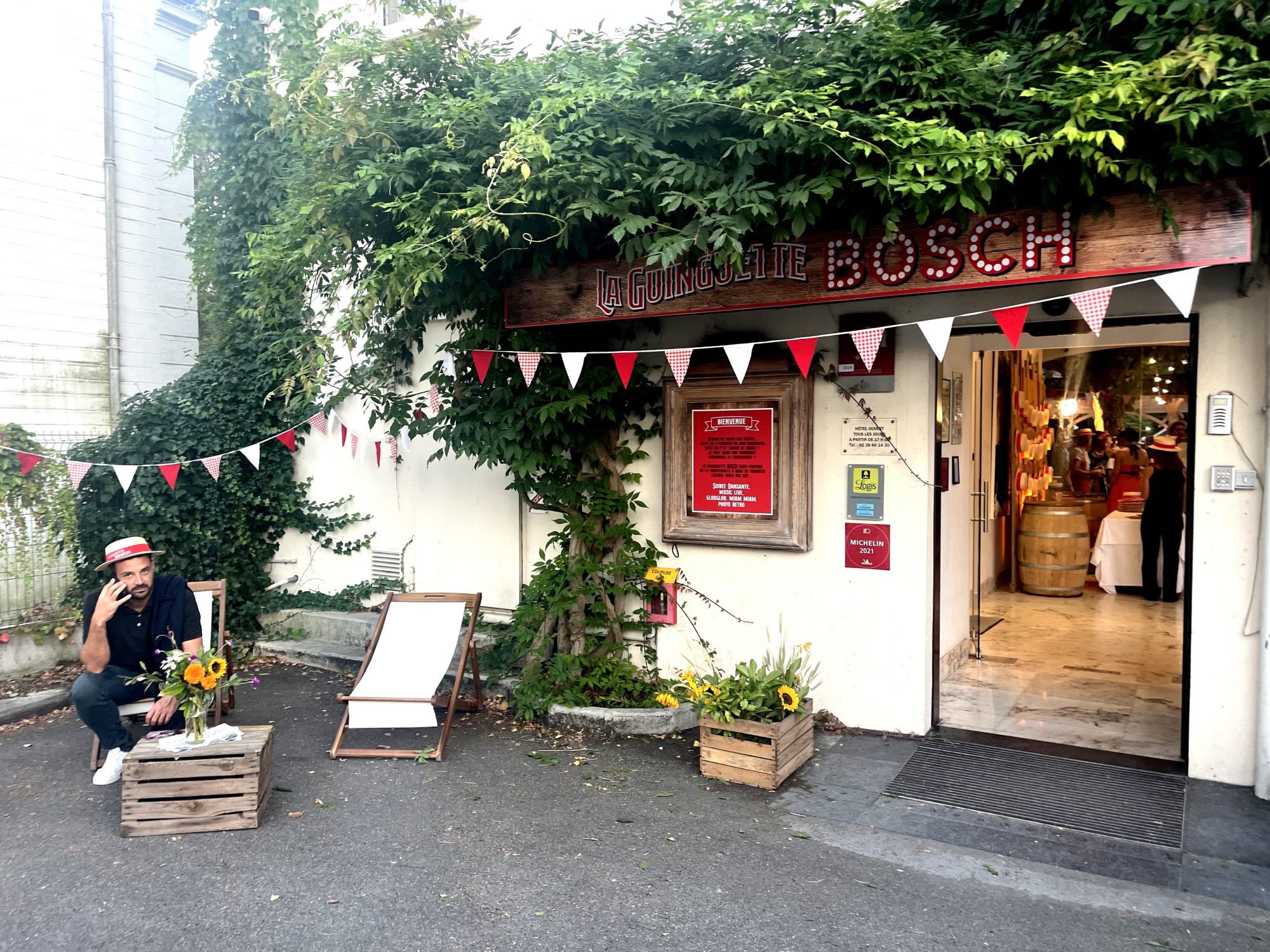SCENOGRAPHIE_LUCIECONAN_BOSCH_PARIS_GRAPHISME_2